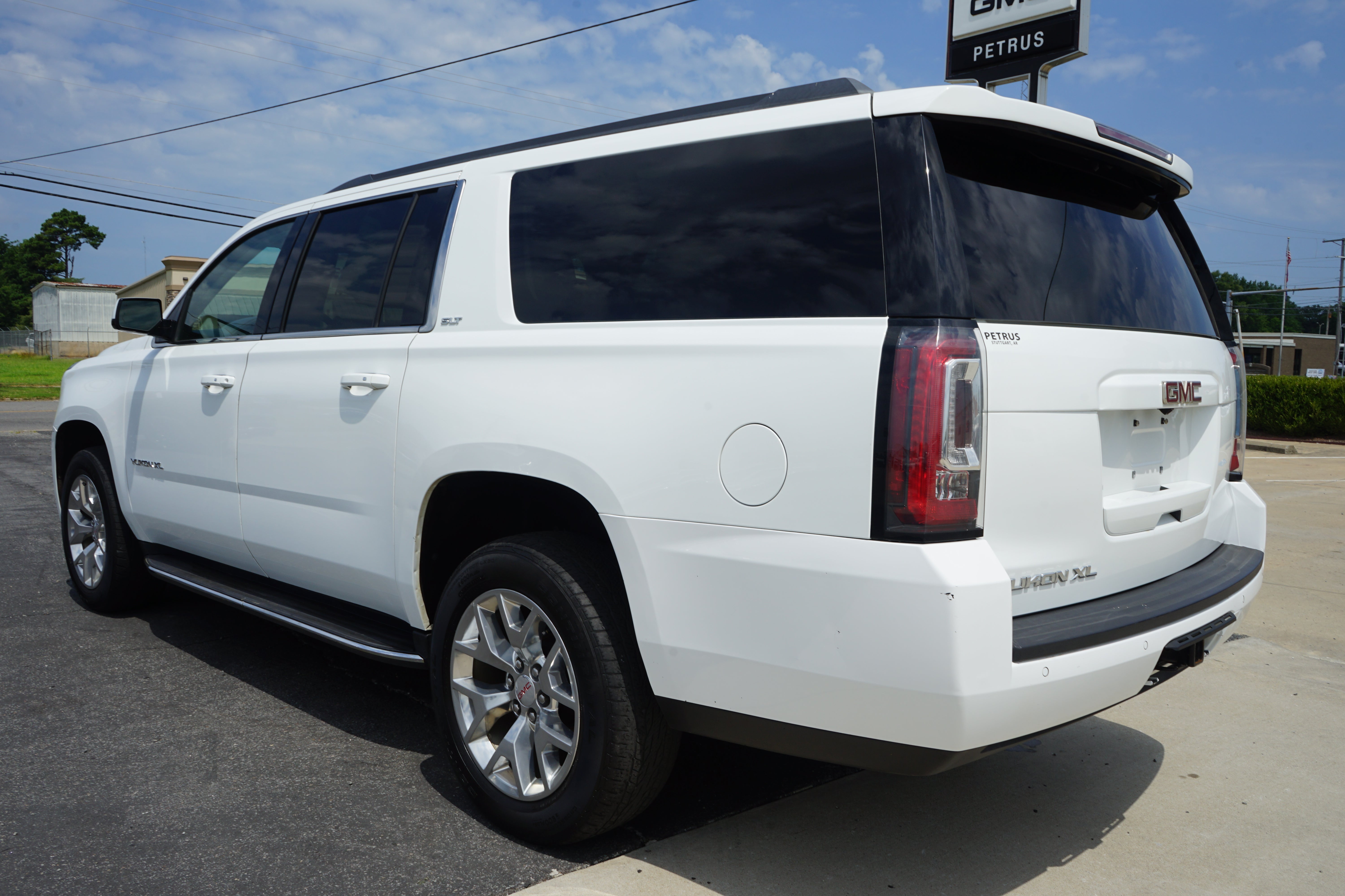 2019 GMC Yukon XL — rear three-quarter view