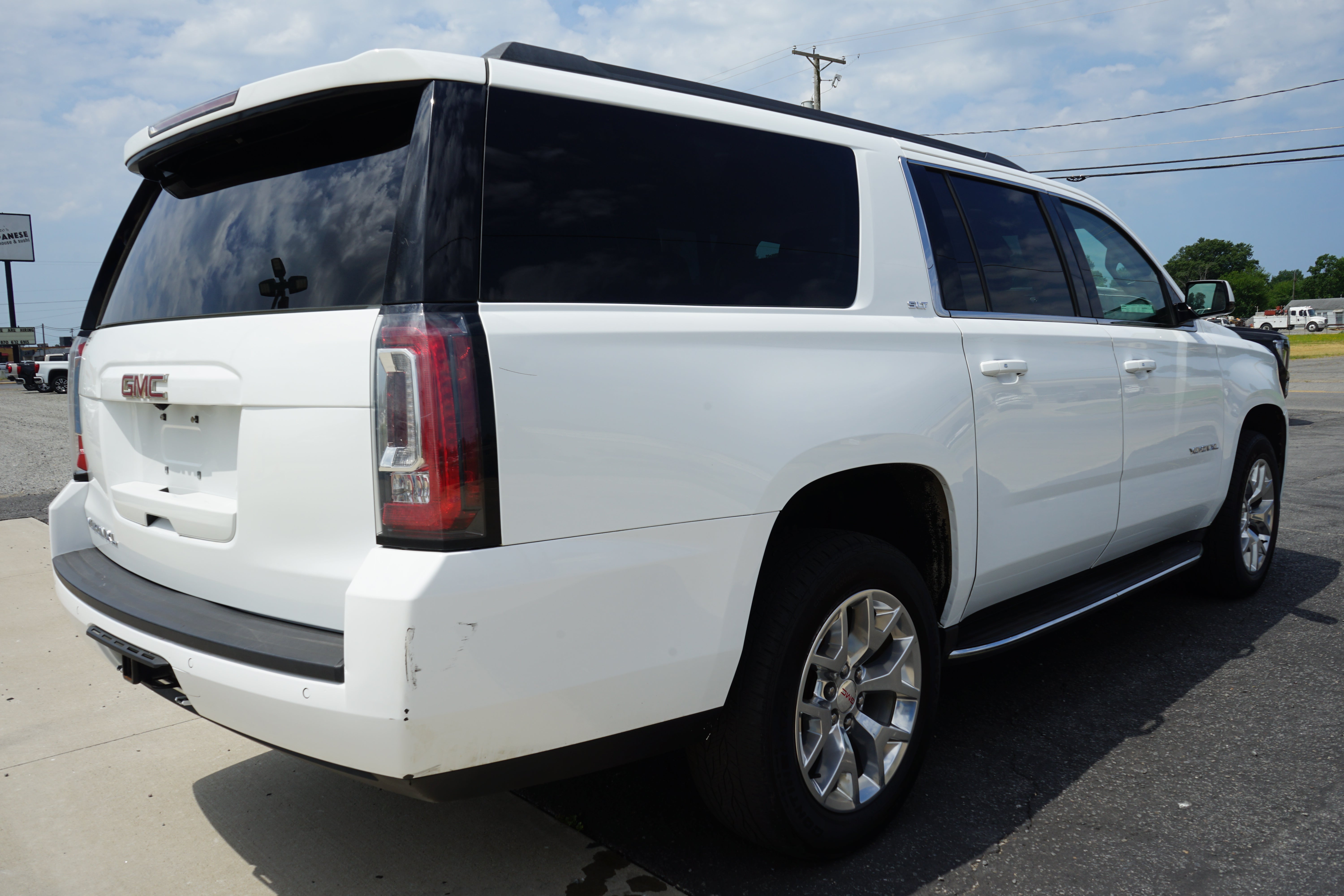 2019 GMC Yukon XL — detail view