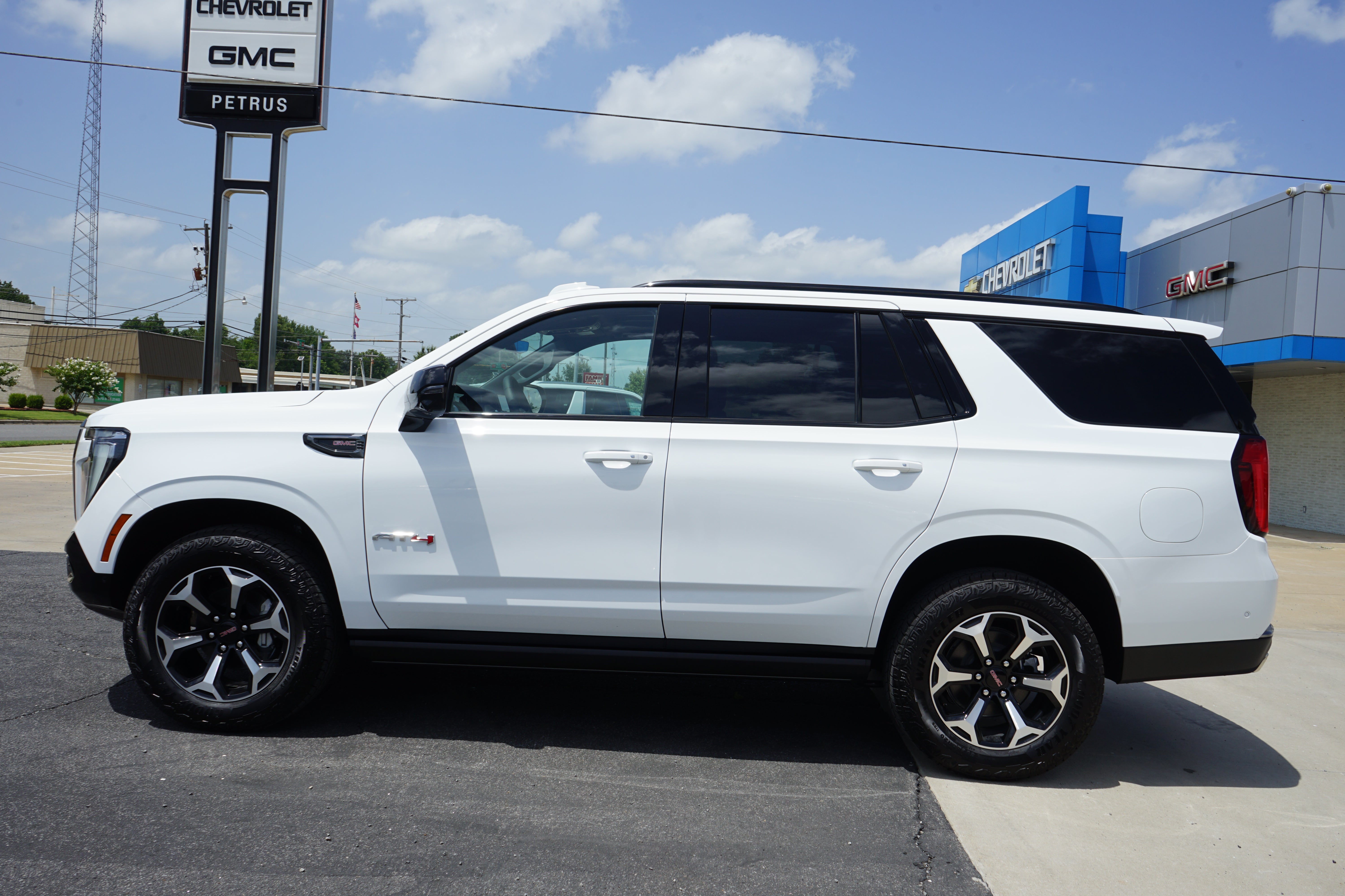 2026 GMC Yukon — side profile view
