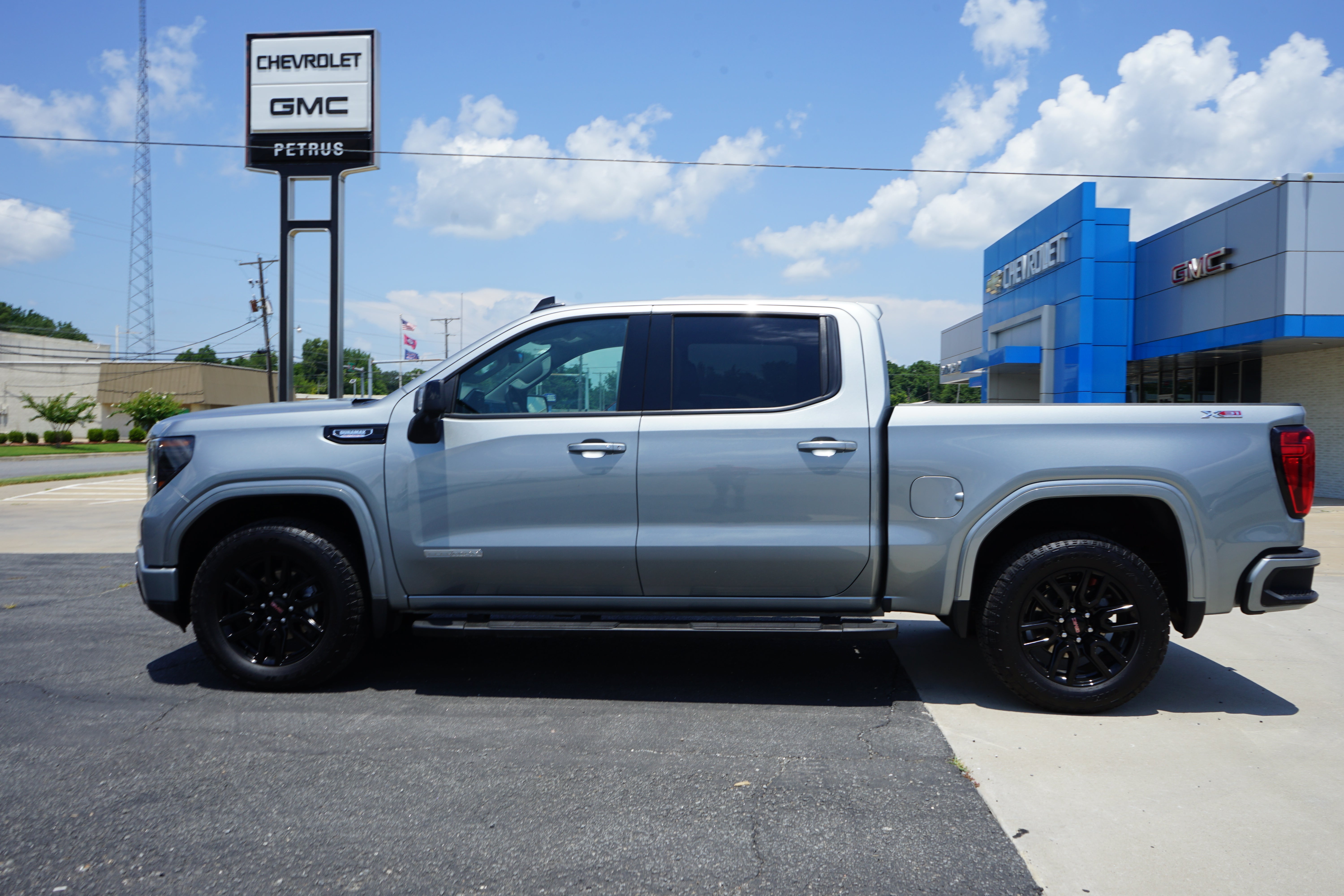2026 GMC Sierra 1500 — side profile view