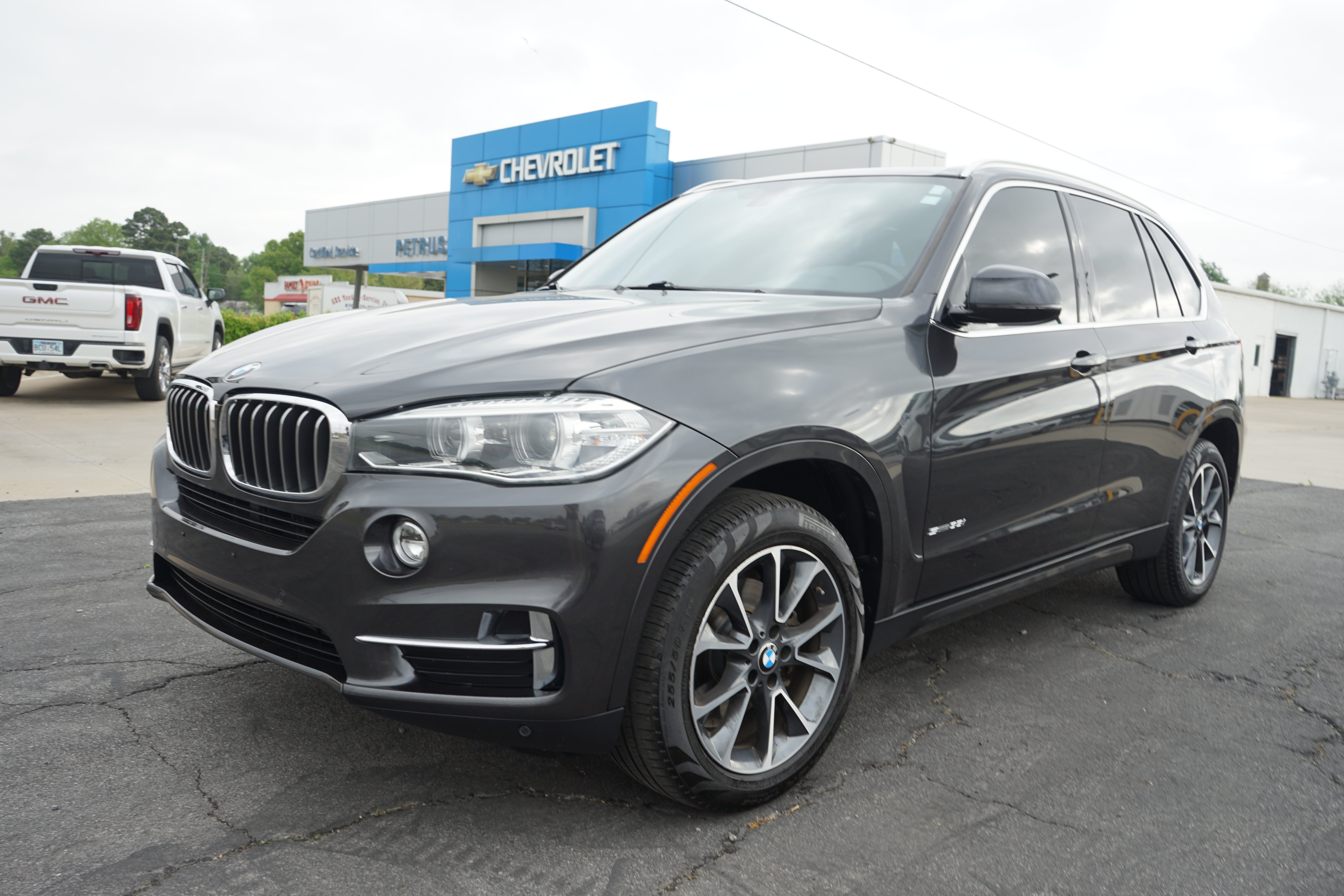2018 BMW X5 sDrive35i in Other — front three-quarter view